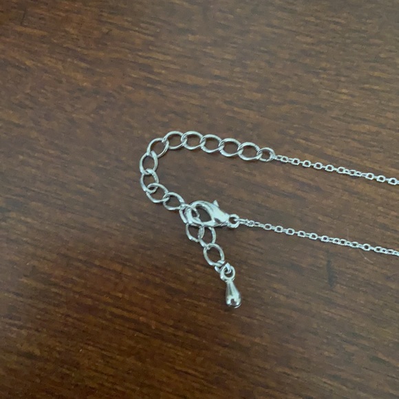 NWOT Silver Martini Glass Necklace - Picture 5 of 5